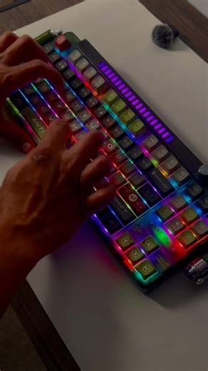 One of the coolest and most unique keyboards ever! The Keysme Lunar 01- Ghost Ship