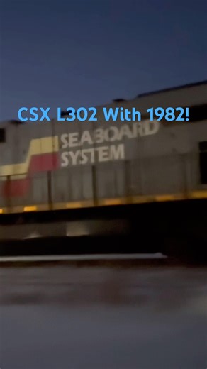 CSX L302 Hauls Through Fowlerville MI! #trains #railfanning #railroad #csx #snow #michigan #fyp