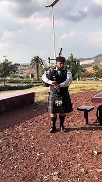 MacCrimmon's Lament on the great highland bagpipe- MacCrimons Lament en Gaita Escocesa