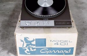 4K views · 56 reactions | Finishing up a semi traditional finish 401. There were several colour tones used over the 401s production span for the chassis - we went with a contemporary charcoal - what do you think of this finish? #garrard401 #vintageaudiophile #highendaudio #audiophiles #turntables #audiograil | Audio Grail Garrard 301 | Facebook