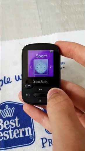 SanDisk Clip Sport Random Mp3 player