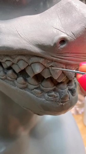 🦈 Как он вам? 👉🏼👈🏼💙 #handmade #творчество #маскадлялица #лепкаизглины #скульптура #handmade #sculpture