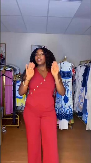 Hello mes chouchou eskew te konnen nan Yollie Fashion se wap jwenn bon jan outfit kew ka ale nan nimpot occasion bon tissu of course nou van linen. Nou fe shipping tout kote nan monde la. Ouka rele nou ☎️ 📱📞 7868031757 adresse nou se 2750 w Oakland Park Blvd Fl 33311Mayafairy25 #FortLauderdalerealestate #wiginstall #wigmaker #yolbeauty #miami #haitian #hairstylistpp #westpalmbeach #newyork #rawhair #miramar #naples #canada #france #fashion #fashionstyle #fortlauderdale #ChicCouture #usa #newyo