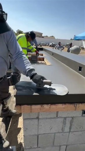 The prostate tool can smooth all the cement mixture #construction #shortvideo #viral #shortsfeed
