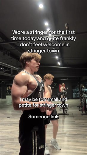 Navigating Stringer Town: Gym Culture Insights