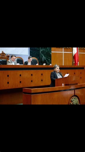 ♦️En Guerrero se han invertido en obra pública más de 2 mil 351 millones de pesos en beneficio de los guerrerenses *Destacan avances en materia de obra pública y desarrollo urbano durante el cuarto año de gobierno de Evelyn Salgado Pineda *CAPASEG invirtió 776 millones 560 mil pesos en servicios esenciales *CICAEG aplicó 707 millones 638 mil 406 pesos en 169 obras Chilpancingo, Gro., 27 de noviembre de 2025.- Al comparecer ante el pleno del Congreso del estado en el marco de la glosa del Cuarto 