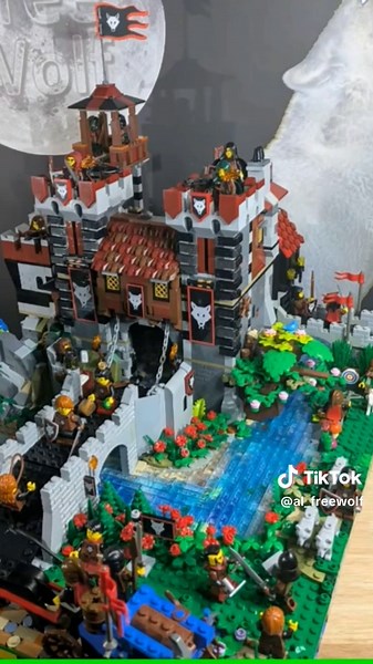 Wolfpack Castle MOC: A Stunning LEGO Creation