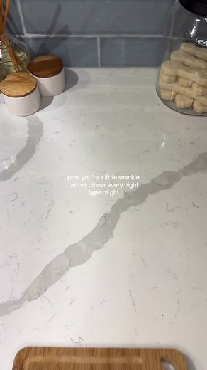 these crispy homemade tortilla chips with cheesy elote dip are about to change your snackie game 🌽🧀🔥 Ingredients (tortilla chips): 6 @missionfoodsus white corn street taco tortillas 1 tbs olive oil 1/2 tsp salt Ingredients (elote dip): 4 oz cream cheese (1/2 block, softened) 1/2 cup sour cream 1/4 cup heavy cream 3/4 cup shredded Mexican blend cheese 1/2 cup canned corn 1/2 tsp chili powder 1/2 lime (juiced) Pinch of garlic powder salt Toppings: extra shredded cheese, crumbled cotija cheese, 