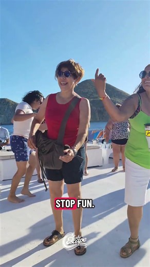 #1 Party Boat in Cabo? That’s us 😎 Epic DJs, cool drinks & a crew that keeps the energy UP 🔥