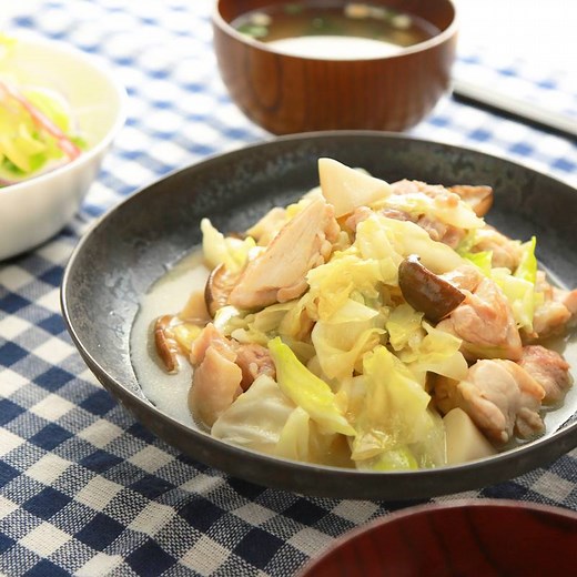 簡単さっぱり キャベツと鶏肉の塩レモン炒め 作り方・レシピ | クラシル
