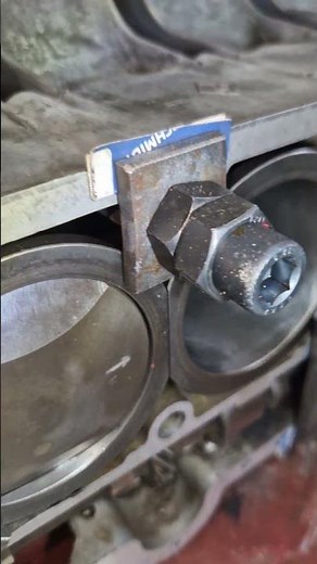 Overhaul of a 54-year-old Renault R12 Gordini engine