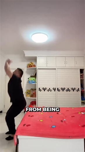 His Jumping Talent is Mind Blowing! 🤯. #JumpingTalent #MindBlowingSkills #IncredibleAthlete #OMG #usaviralreels #usaviral #usareels #viralreelsfb #trendingreels #shorts | Unique Shows