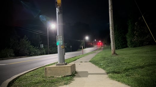 E-One Engine Responding Quickly to Mayday Call Hellam Fire Company York County, PA Hellam Fire Company Engine 21-2, a 2021 E-One Typhoon, responding quickly to a residential fire, with people trapped and a mayday transmitted, in August 2024. The mayday was cleared shortly after, and multiple victims were rescued at the incident. ***Disclaimer: the opticom system was activated during this response and the Engine Company had a green light in their direction of travel, all other lights were red*** 