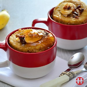 229K views · 1.1K reactions | Happiness is…this Banana Breakfast Cake in a Mug! A treat that is sure to spoil a loved one. Top tip: Drizzle #HulettsGoldenSyrup on top, as the grand finale  Recipe here: https://bit.ly/35wZmFG | Huletts SA | Facebook