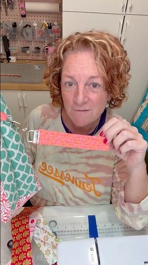 New-to-Me Jelly Roll Wristlets: 3 from 2 Strips