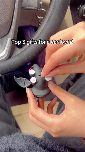 Adorable Toothless Keychain You’ll Love!