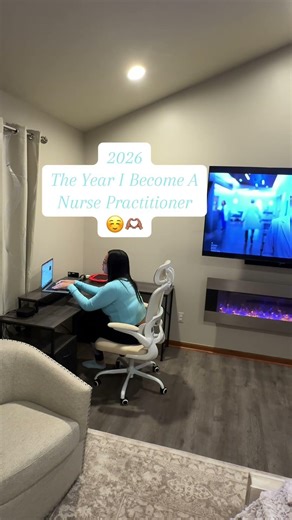 Obtaining my MSN this year 🤭 #NPSchool #FNPStudent #purdueglobal #familynursepractitioner