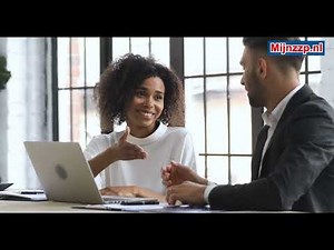 Wat doet een commercieel medewerker?