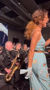 BRAVA (Mina) Con la F.A.M.E Orchestra, diretta dal Maestro Gaicomo Desiante, non ho resistito al richiamo delle Tigre di Creomona! Stasera vi aspettiamo a MONOPOLI Al Radah beach ‼️💪🏽 | Gaia Gentile