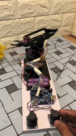 DIY Robotic Arm Using Arduino uno #diyprojects #experimnent #viralshort