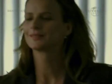 TESVÉREK 1 ÉVAD 1 CSALÁDI SOROZAT