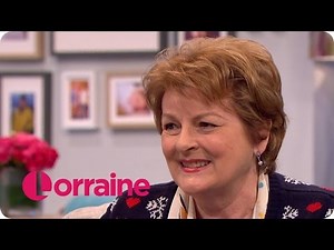 Brenda Blethyn Talks About Text Santa And The Return Of Vera | Lorraine
