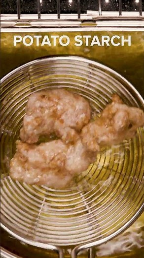 This white powder is the secret to crispy Japanese fried chicken 🍗
