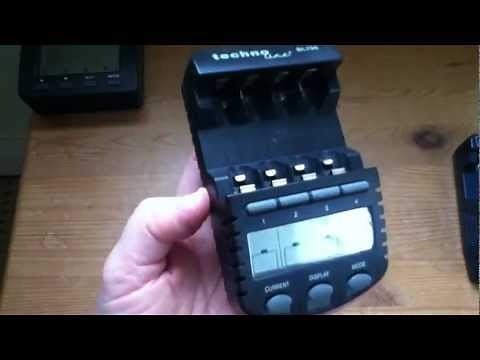 AA/AAA Battery Charger Review