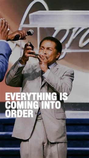 It’s time for everything to come into order. Everything holding you back has got to let you go now! Shout! #LivingfromtheInsideOut #LWCCOnline | Dr. Bill Winston