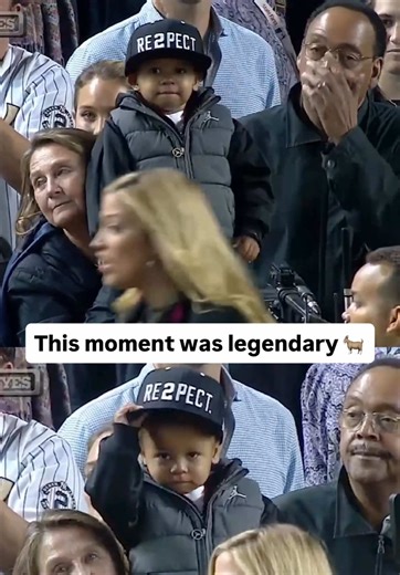 Derek Jeter's Memorable Farewell Moment at Yankee Stadium