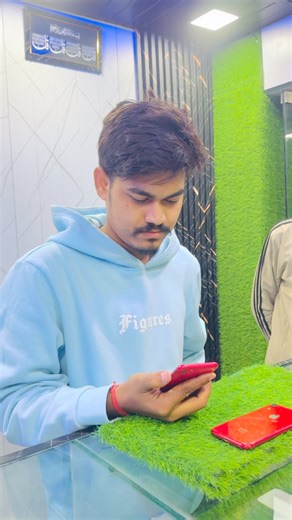 iphone hub 📱 on Instagram: "Congratulations brother ❤️👍 #iphonese2020"