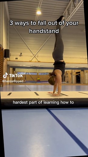 It is really important to know how to fall if you overshoot! Here are my favorite three ways to bail out of a handstand gone wrong 🫶 #howtogymnastics #howtohandstand #gymnasticsforbeginners #calisthenicsforbeginners #notstrongenough #anyonecanhandstand #youcandoit #getstronger