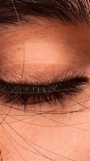 قیامت خیز ہیں آنکھیں تمہاری😖 تم آخر خواب کس کے دیکھتے ہو🥲