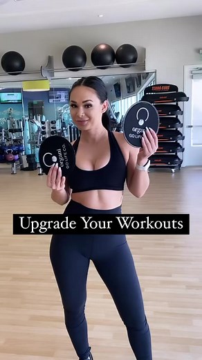 195K views · 2.6K reactions | Upgrade your workouts with gliding discs  #WorkoutRoutine #workoutvideo #glidingdiscs #coreworkout | Katie Chung Hua | Facebook