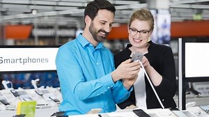 Saturn lässt Kunden bald per App und Kamera bezahlen