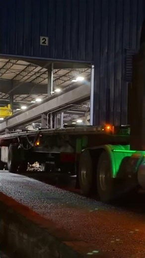 Learn to shift a 13/18 speed semi #drivingadvice #trucking #truckzone #semitrucks #trucky