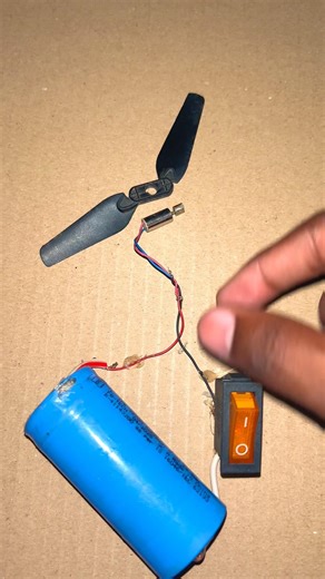 Mobile motor running 2 wing mini drone propeller