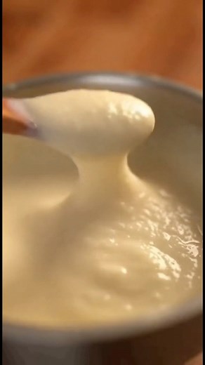From fresh milk to shelf-stable powder — made entirely from scratch. Ingredients: 4 cups (32 oz) of milk Instructions: 1. Pour the milk into a pot and heat over medium-high heat, stirring occasionally. 2. Once it starts simmering, reduce to medium heat and continue stirring until thick and creamy. 3. Lower the heat to avoid burning, and stir until the liquid evaporates, forming a thick paste. 4. Remove from heat and spread the paste onto a tray or parchment paper to dry. - Option 1: Let it dry o