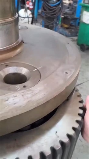 Jack Yang on Instagram: "Do you know the planetary gear system for which type gearbox? #gearbox #reducer #drive #transmission #planetary"