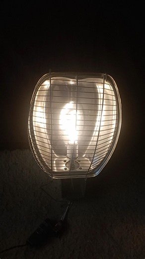 Testando a Lâmpada Halógena Duplo Envelope Xelux 150w