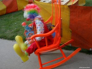 Animatronic Rocking Chair Prop - Make: