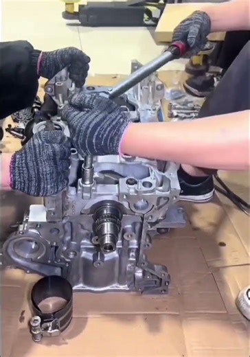 Full Process of Engine Assembly #assembly #Installation #manualwork #handwork #componentdisassembly