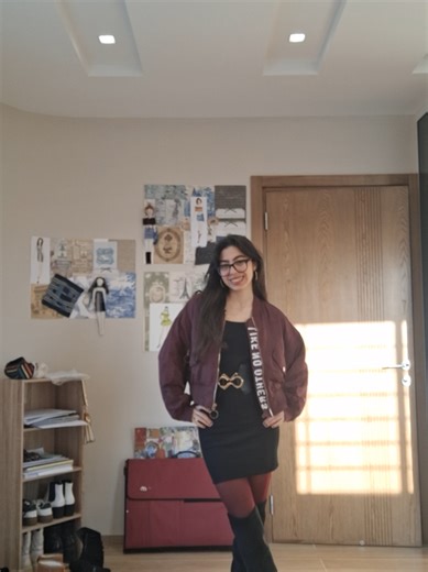Wearing vs Styling: Fashion Insights and Outfit Ideas