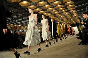 A 360-degree view of the beautiful new BOSS Womenswear collection for Fall/Winter 2016 | BOSS