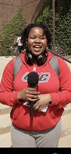 5.6K views · 81 reactions | Discover why current students love UIC ❤️ For more info about joining this dynamic community follow UIC Undergraduate Admissions and UIC Graduate Admissions and visit https://discover.uic.edu/ | University of Illinois Chicago | Facebook