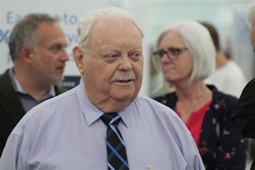 'Generous man': Paul Sadlon remembered for his philanthropy and business success