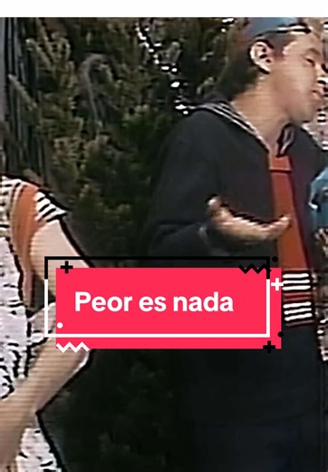 Quico le agradece su regalo al Señor Barriga 🎄 🎁 #ElChavo #ElChavoDel8 #FinDeAño #Navidad #Regalo