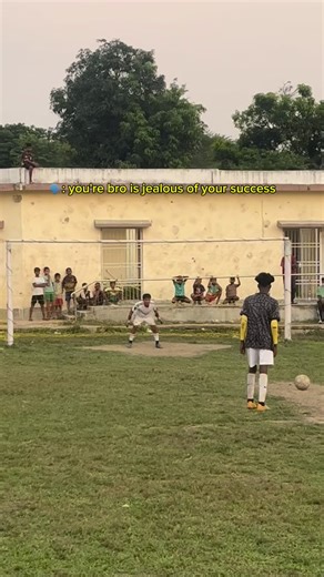 ᴶᵉᵉᵗᵘㅤ❤️ on Instagram: "🗣️:you’re bro is jealous of your success❤️🫶🏻 #trending #explore #football #trendingreels #explorepage #viral #trend #footballer #reels #instagram"