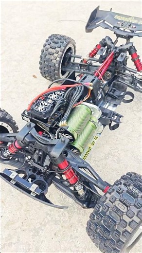 Dual motor 1/5 Kraton 8S that doesn't need more power. #innovationrc #arrmarc #castlecreations #rc