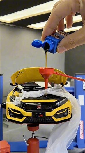 Honda Civic Type-R Oil Change & Performance #car #diecastcars #honda